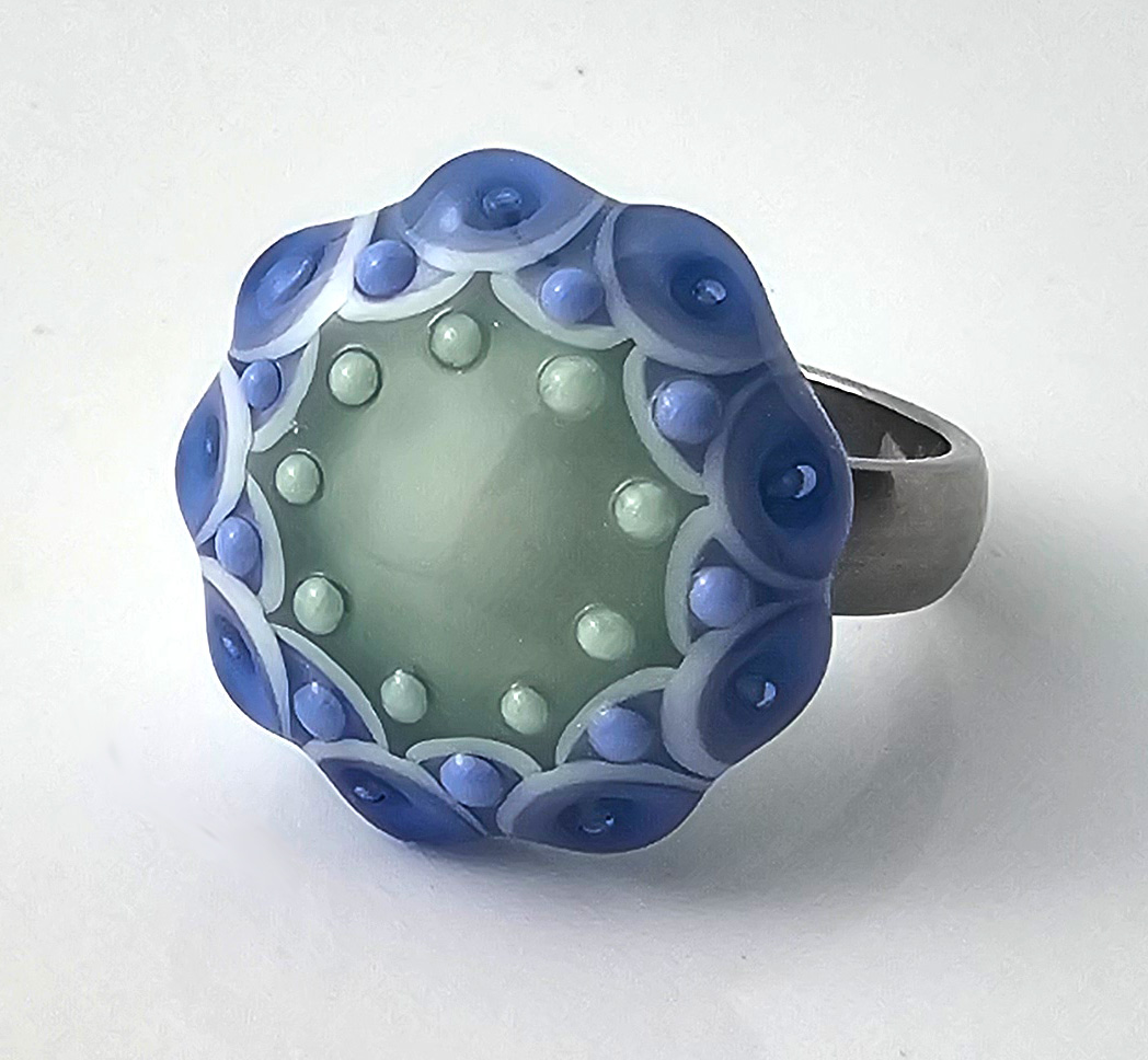 Ring-Top mint-saphirblau